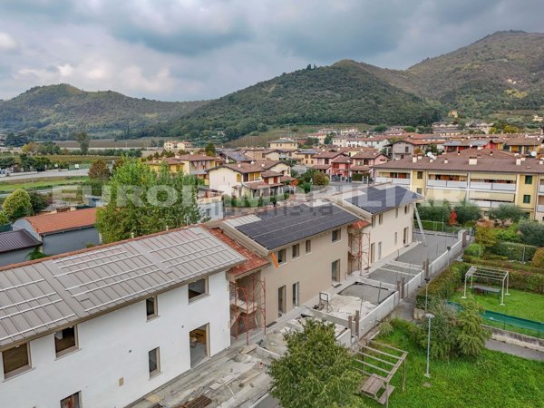 appartamento in vendita a Gussago in zona Ronco