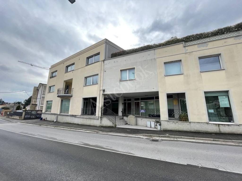 negozio in vendita a Gussago