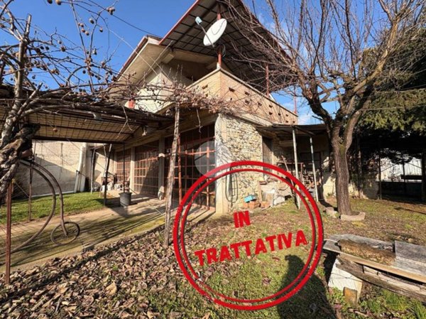 casa indipendente in vendita a Gussago in zona Navezze