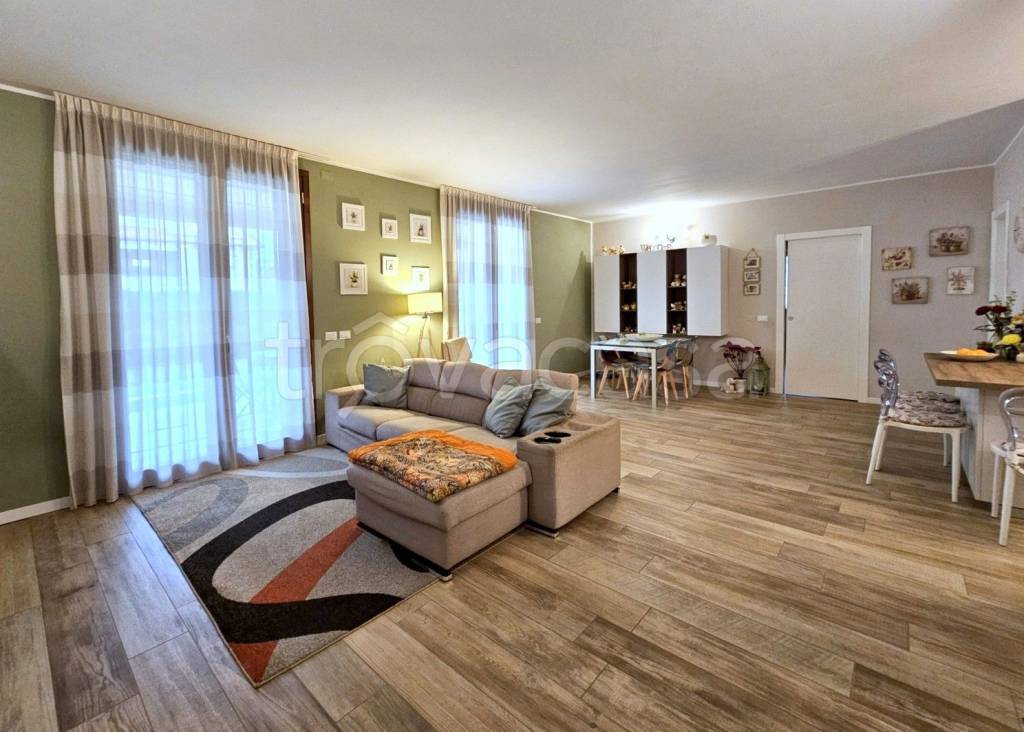 appartamento in vendita a Gussago in zona Barco