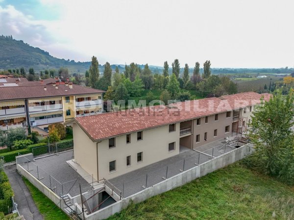 appartamento in vendita a Gussago in zona Ronco