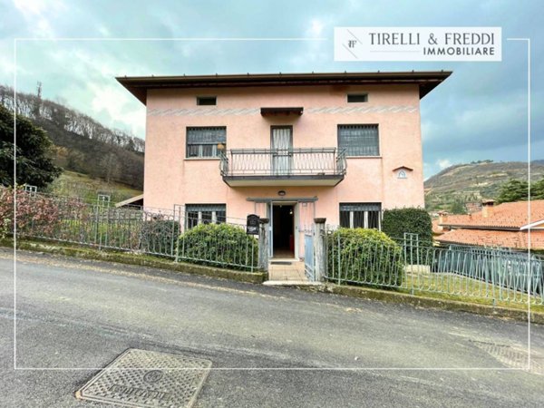 casa indipendente in vendita a Gussago in zona Piazza