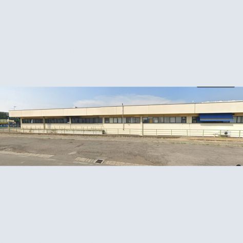 locale commerciale in vendita a Gussago in zona Mandolossa