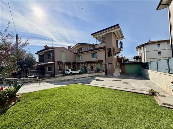 casa indipendente in vendita a Gussago