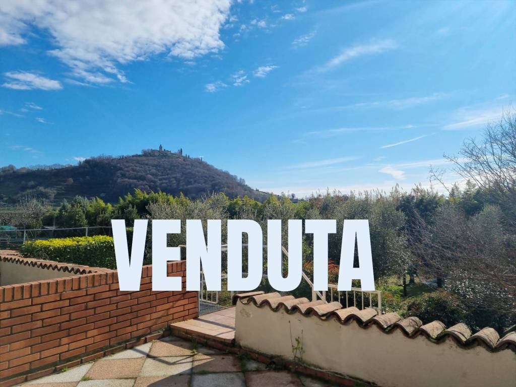 casa indipendente in vendita a Gussago in zona Ronco