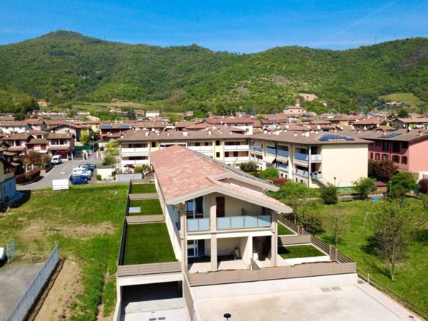 appartamento in vendita a Gussago in zona Ronco