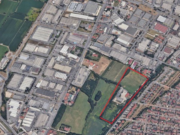 locale commerciale in vendita a Gussago in zona Piazza