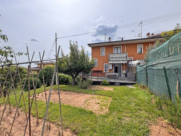 casa indipendente in vendita a Gussago in zona Ronco