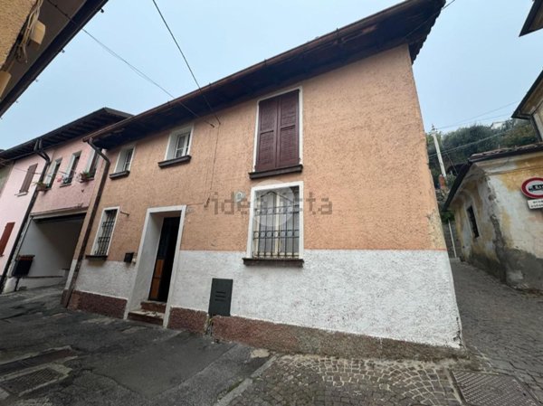 appartamento in vendita a Gussago in zona Civine