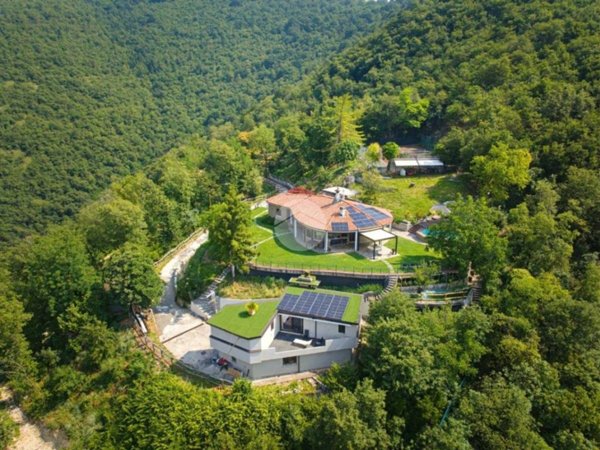 casa indipendente in vendita a Gussago in zona Villa
