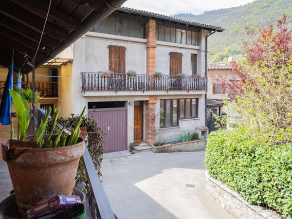 appartamento in vendita a Gussago in zona Navezze