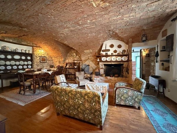 casale in vendita a Gussago in zona Croce