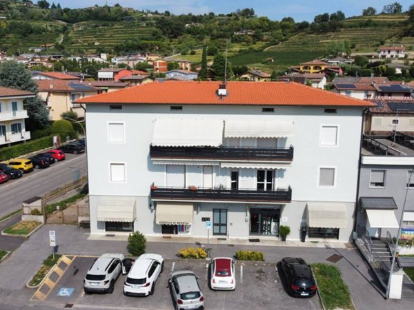 appartamento in vendita a Gussago in zona Piazza