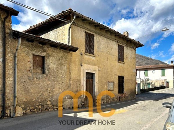 casa indipendente in vendita a Gussago in zona Navezze