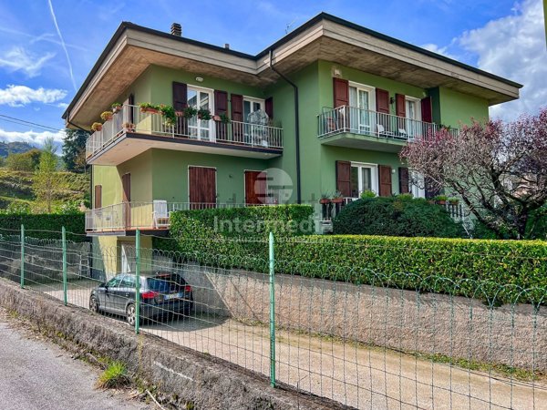 appartamento in vendita ad Idro