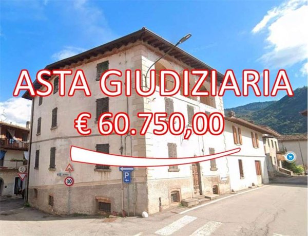 appartamento in vendita ad Idro in zona Crone