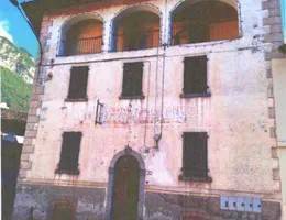 appartamento in vendita ad Idro in zona Crone