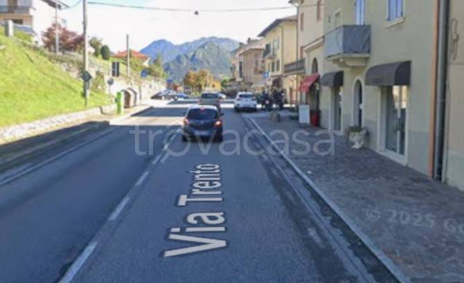 locale commerciale in vendita ad Idro in zona Pieve Vecchia