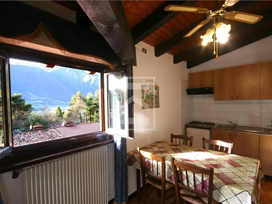 appartamento in vendita ad Idro in zona Vantone