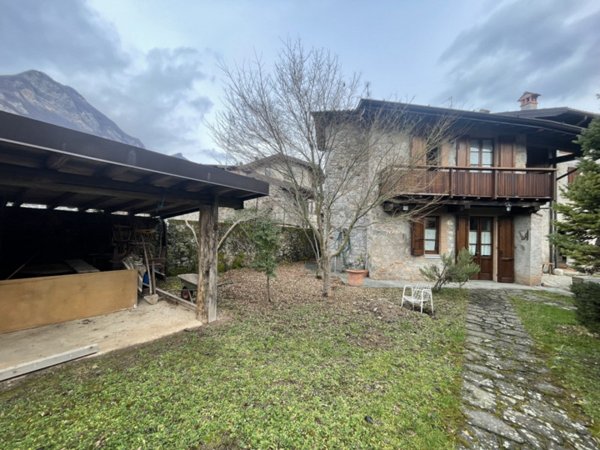 casa indipendente in vendita ad Idro