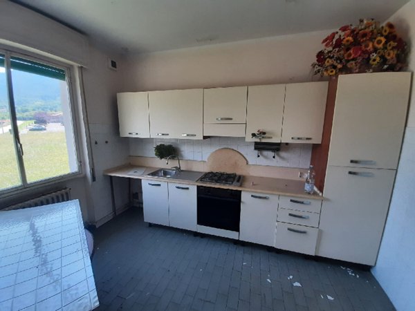 casa indipendente in vendita ad Idro in zona Crone