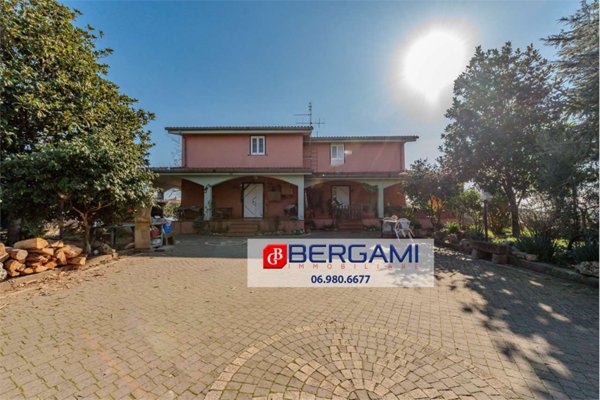 casa indipendente in vendita ad Idro