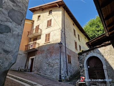 casa semindipendente in vendita ad Incudine
