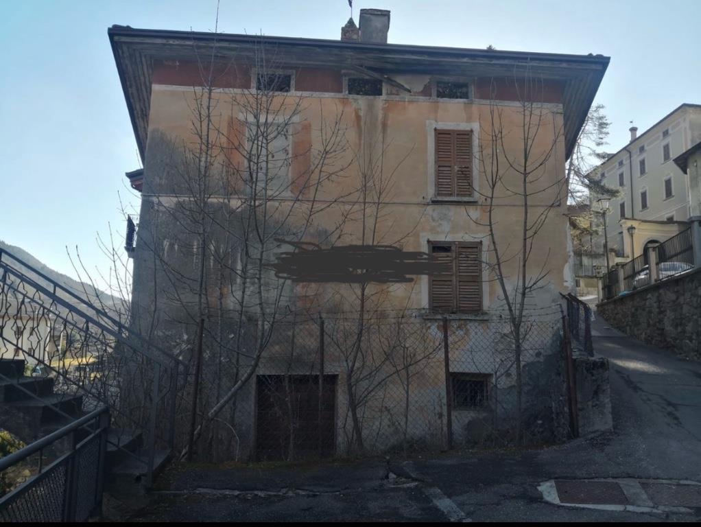 casa indipendente in vendita ad Incudine