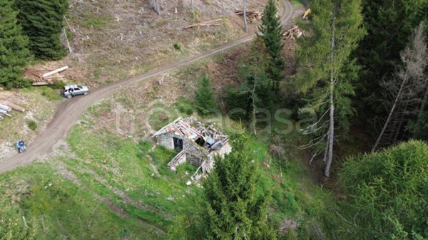 casale in vendita ad Incudine