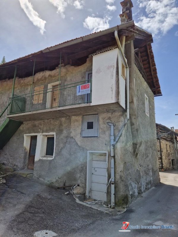 casa semindipendente in vendita ad Incudine