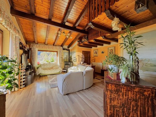 appartamento in vendita ad Incudine