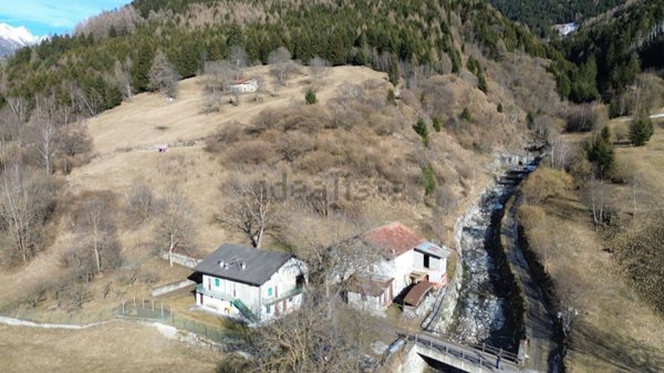 casale in vendita ad Incudine