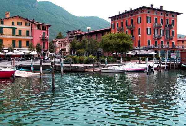 negozio in vendita ad Iseo