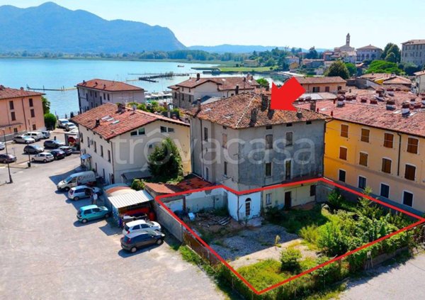 casa indipendente in vendita ad Iseo