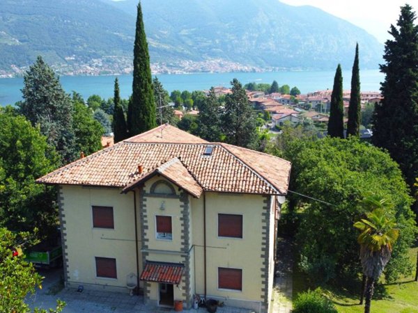 casa indipendente in vendita ad Iseo