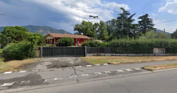 casa indipendente in vendita ad Iseo
