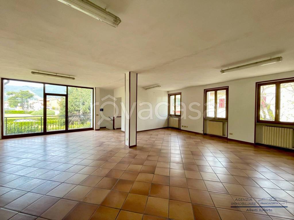 appartamento in vendita ad Iseo
