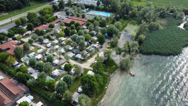 negozio in vendita ad Iseo