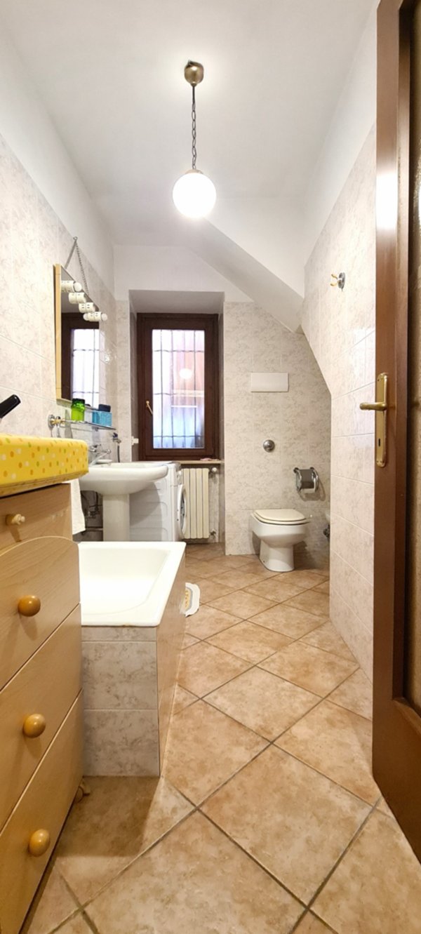 casa indipendente in vendita ad Iseo