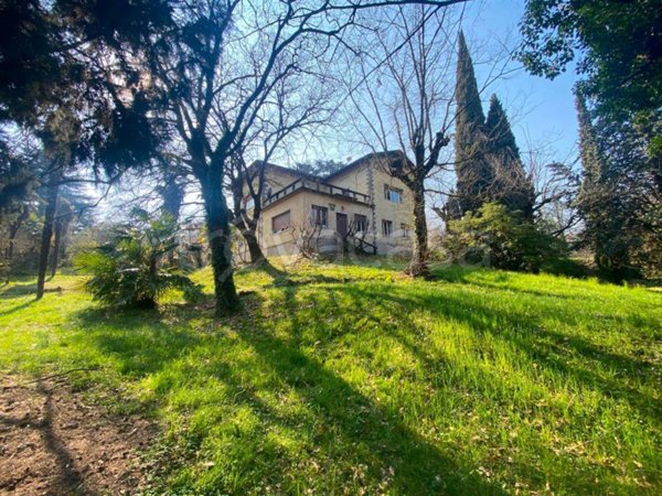 casa indipendente in vendita ad Iseo