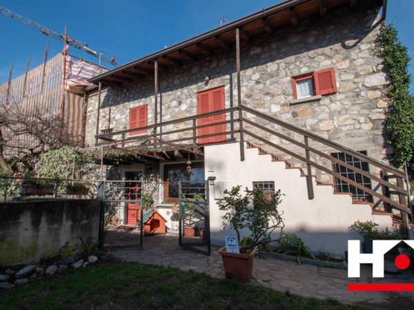 casa indipendente in vendita ad Iseo