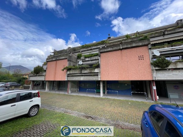 negozio in vendita ad Iseo