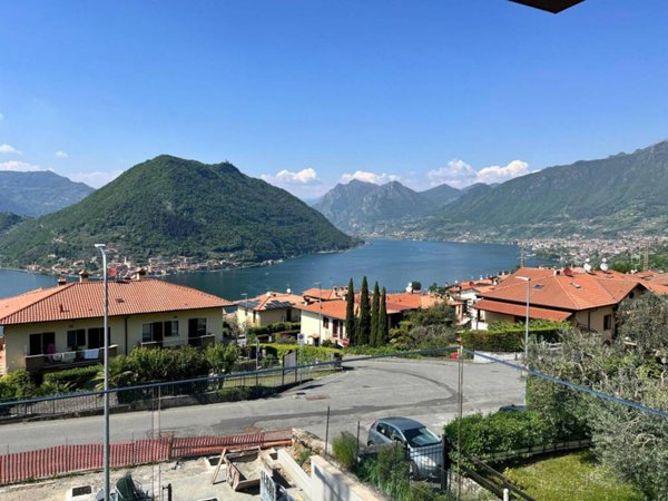 casa indipendente in vendita ad Iseo