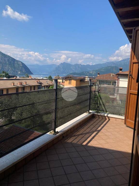 appartamento in vendita ad Iseo