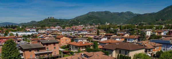 casa indipendente in vendita ad Iseo