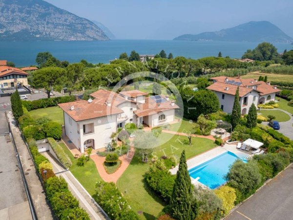 casa indipendente in vendita ad Iseo