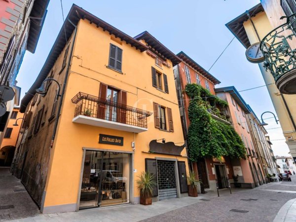 intera palazzina in vendita ad Iseo
