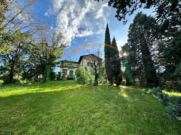 casa indipendente in vendita ad Iseo