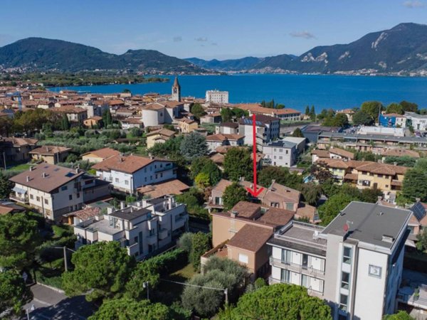casa indipendente in vendita ad Iseo