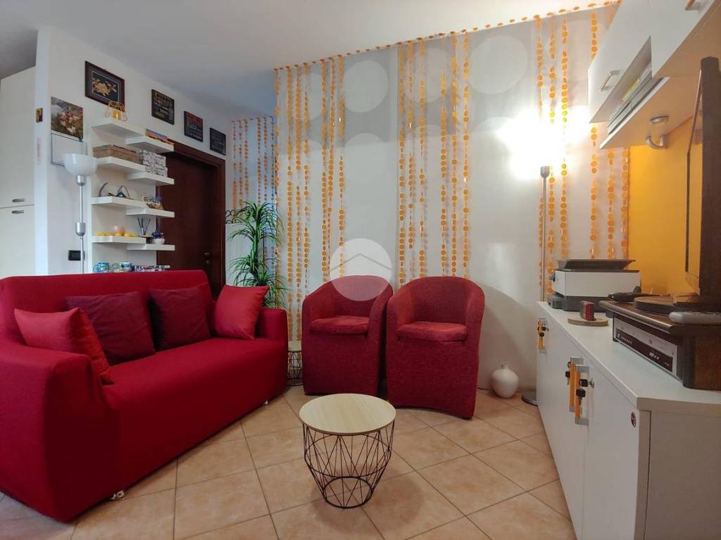 appartamento in vendita ad Iseo in zona Cremignane